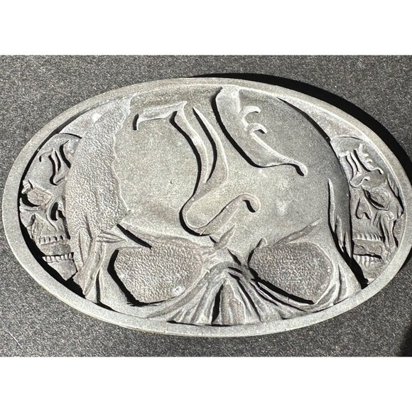 Skull Belt Buckle Metal Oval Lead-Free Gothic Design 5"x3" One Size - Picture 2 of 6